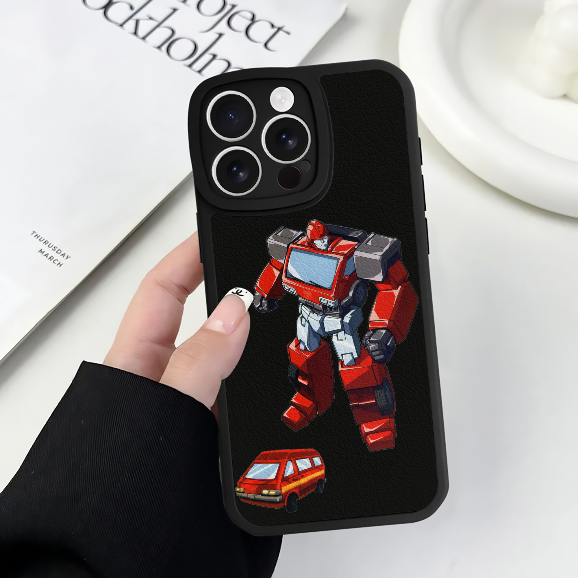 （画像用）  【iPhone 16シリーズ対応】シリコンスマホケース（レザー調） 材質：シリコン
